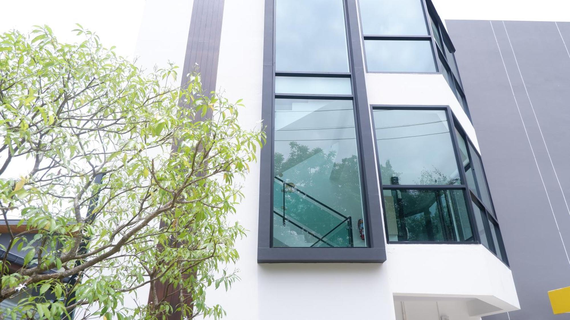 Darin Chiangmai Hotel And Residence Chiang Mai Exterior photo